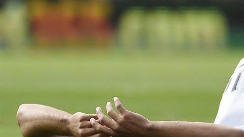 El 'Kun' Agüero salió del encuentro con el Crystal Palace por lesión.