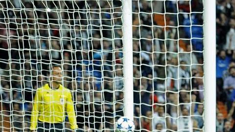 Cristiano en el festejo de uno de sus goles de penal.