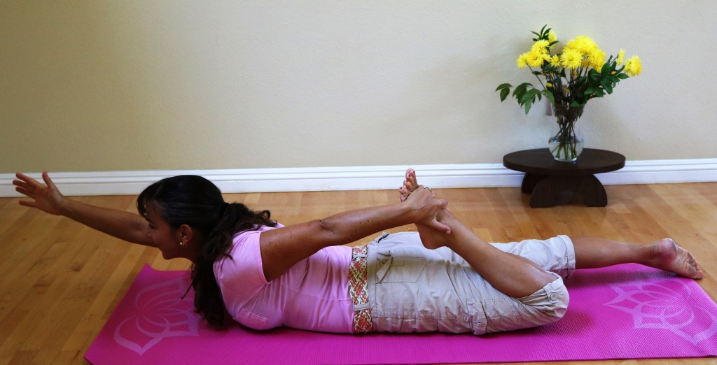 La posición del arco estimula el buen funcionamiento de los órganos internos del cuerpo.