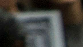 Padres de los 43 encabezan la marcha en Ciudad México.