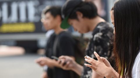 celular jovenes