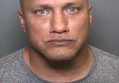 Christopher Brown se encuentra bajo fianza de $500,000.