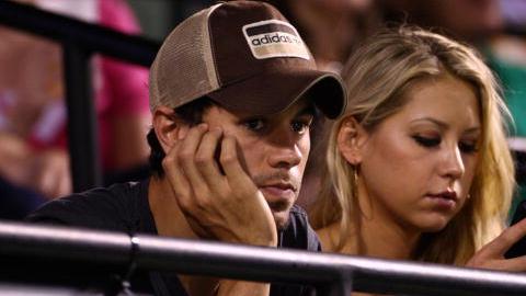 Enrique Iglesias y Anna Kournikova tienen 14 años juntos, incluyendo algunas rupturas temporales.