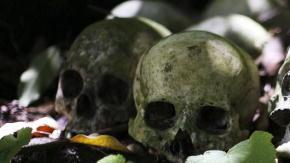 En diversas religiones se utilizan cráneos humanos en rituales religiosos. Imagen tomada en 2007.