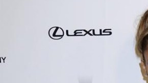 Jennifer está muy orgullosa de poder contribuir con la causa.