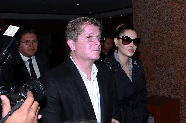 Juan Zepeda y Ninel Conde estuvieron casados durante siete años y ella terminó acusándolo de fraude.