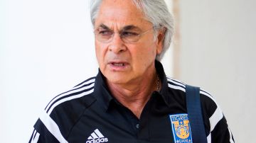 Miguel Mejía Barón, auxiliar técnico de Tigres y ex DT del Tri.