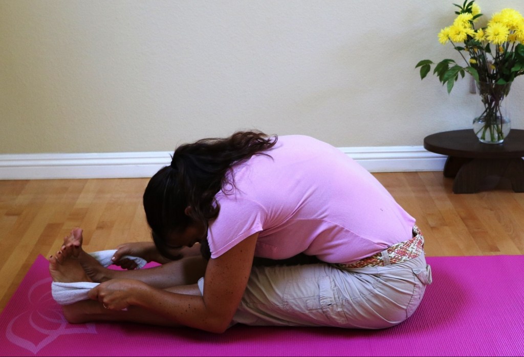 La posición de pinza ayuda a regular las funciones del páncreas, intestino y del tracto digestivo. 