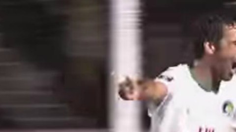 De antología el gol de Raúl.