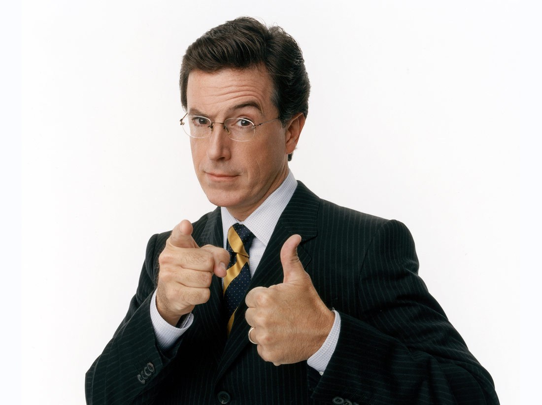 Stephen Colbert, a partir de este martes, ocupa una posición privilegiada en las noches televisivas.