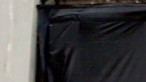 Las vallas publicitarias aparecerán en ingles, español y coreano.