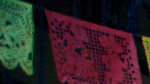 Celebración dedicada a los inmigrantes fallecidos en Los Ángeles. / Ciro Cesar