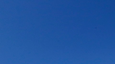 Ya se relizan reparaciones en los techos de las escuelas de Los Ángeles. / Aurelia Ventura