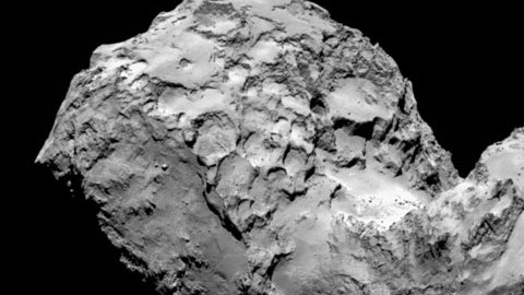 El oxígeno es el elemento más común que rodea al cometa después del vapor de agua, el monóxido de carbono y el dióxido de carbono.