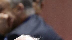 Platini quiere salvar a como dé lugar el poco prestigio que le queda para dirigir a la FIFA.