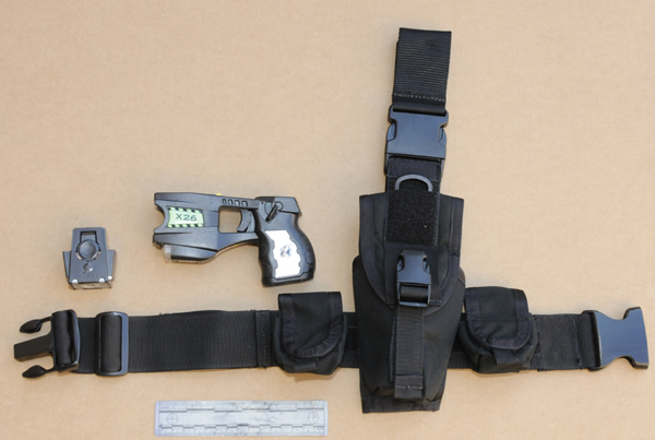 Poco más de 7,000 agentes en Los Ángeles estarán equipados con la pistola taser.