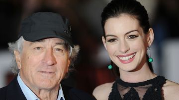 Robert De Niro y Anne Hathaway