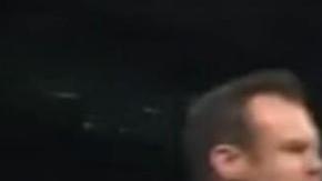 Increíble colofón a la pelea.