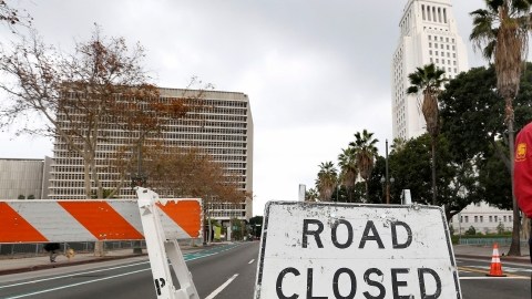 El LAPD ha anunciado cierre de calles.