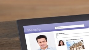 Las mujeres y hombres latinos están hoy más abiertos a establecer citas usando las aplicaciones.