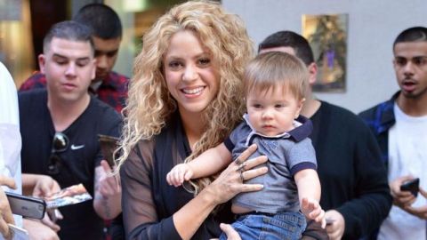 La prioridad de Shakira son sus pequeños Sasha y Milan.