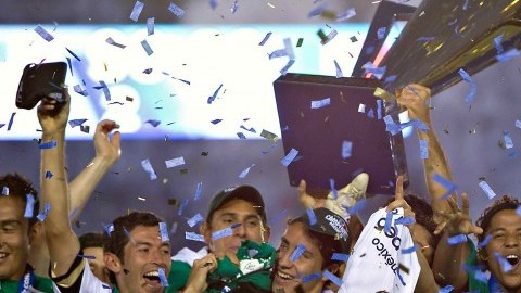 Entre los incontables episodios memorables del Tri contra Estados Unidos está el título de la Copa Oro de 2011.