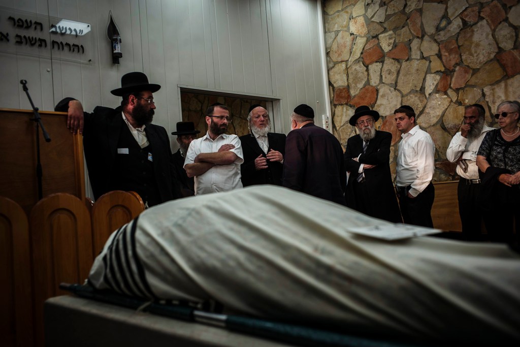 Funeral de Albert Alon Govberg, el 14 de octubre de 2015 en Jerusalén, Israel. Alon fue asesinado el día antes en un atentado terrorista a un ómnibus.