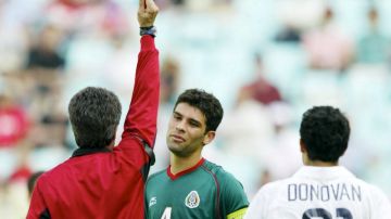 Rafa Márquez arrastra la fama desde aquella tarjeta roja en el Mundial 2002.