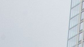 Un sitio en construcción inundado por las lluvias en Austin, Texas.