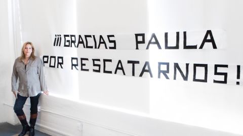 La presidenta dice que se quedó con lagrimas de felicidad al ver este cartel hecho de toallas de papel que le hicieron algunos trabajadores.
