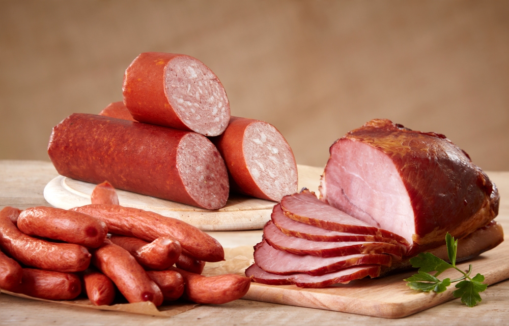 Can sausages and processed meats be carcinogenic?