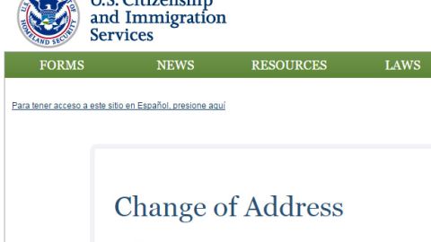 Página web de USCIS donde explica cómo hacer el cambio de domicilio.