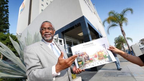 El concejal Curren D. Price Jr. es acusado de 10 cargos de corrupción.  /Aurelia Ventura