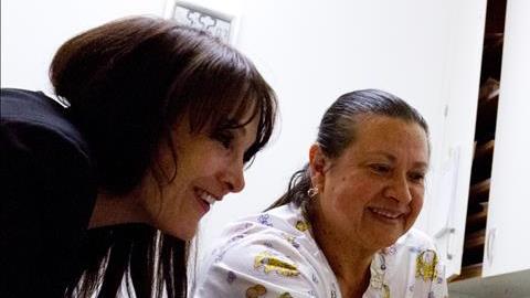Varios hospitales de Los Ángeles han advertido que la creciente escasez de enfermeras.