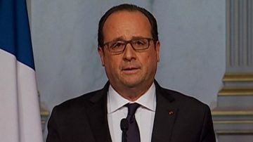 El presidente de Francia declaró el Estado de Emergencia.