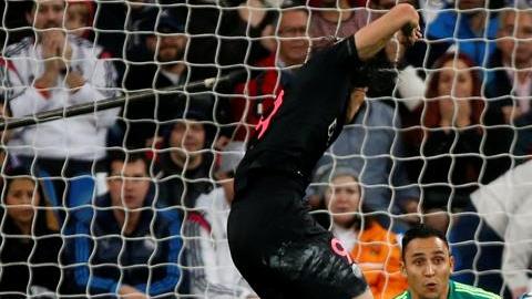 El costarricense mantuvo en cero su arco ante el PSG.