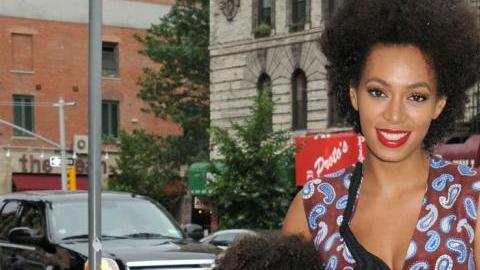 La cantante ha respondido al comentario de una usuaria de Instagram que criticó una foto de su hijo disfrazado del rapero LL Cool J por Halloween.