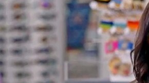 América Ferrera es Amy en la nueva serie cómica 'Superstore'.