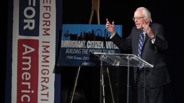 Precandidato demócrata Bernie Sanders habló en Las Vegas hace dos semanas ante activistas pro inmigrantes y esta semana presentó un detallado plan escrito para legalizar e integrar a los inmigrantes.