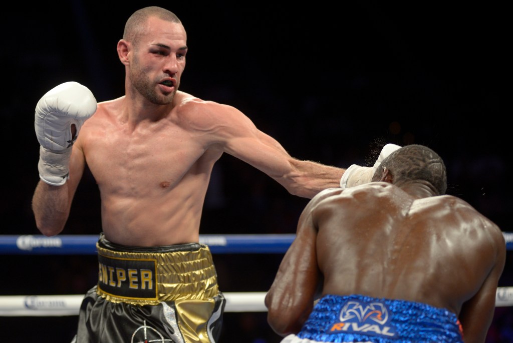 Jose Pedraza contra Edner Cherry.