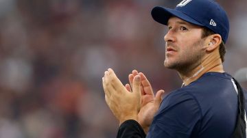 Tony Romo, quarterback estrella de los Cowboys, ha estado marginado desde la segunda semana de la temporada.