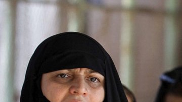 Peregrinas chíies a su llegada a Shalamcheh con destino a la ciudad de Kerbala, donde más de diecisiete millones de peregrinos chiíes celebran la festividad religiosa de Al Arbaín.