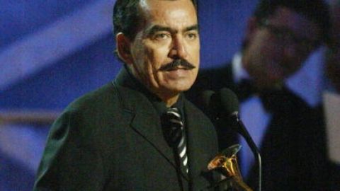 Joan Sebastian.