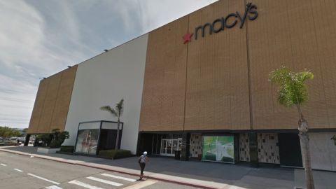 La tienda en Redondo Beach ha sido evacuada.