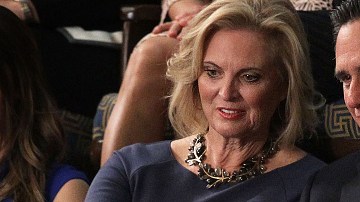 WASHINGTON, DC - OCTOBER 29:  Former Republican presidential candidate Mitt Romney and his wife Ann Romney watch a speaker election in the House Chamber of the Capitol October 29, 2015 on Capitol Hill in Washington, DC. The House of Representatives is scheduled to vote for a new speaker to succeed Boehner today.  (Photo by Alex Wong/Getty Images)