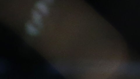 Holly Holm (izq.) conecta un puñetazo sobre el rostro de Ronda Rousey.