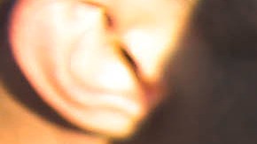 Cientos huyen de la guerra civil en Siria.