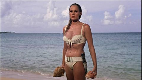 Ursula Andress en 'Dr. No', una de las imágenes clásicas de la serie.