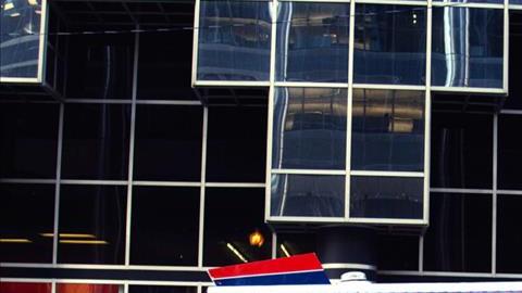 Fotografía tomada al "Tamale Spaceship", un pequeño camión que se asemeja a una nave espacial.