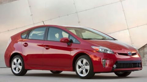 2012_toyota_prius_